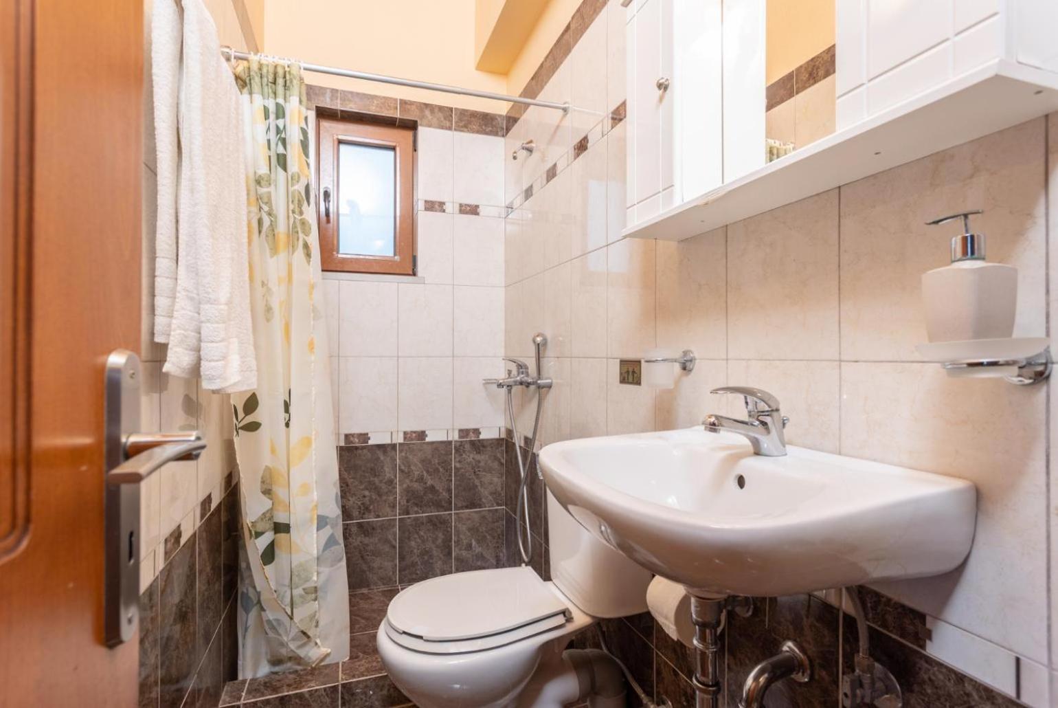 Villa Yeraki Dhrapanítika Exteriör bild
